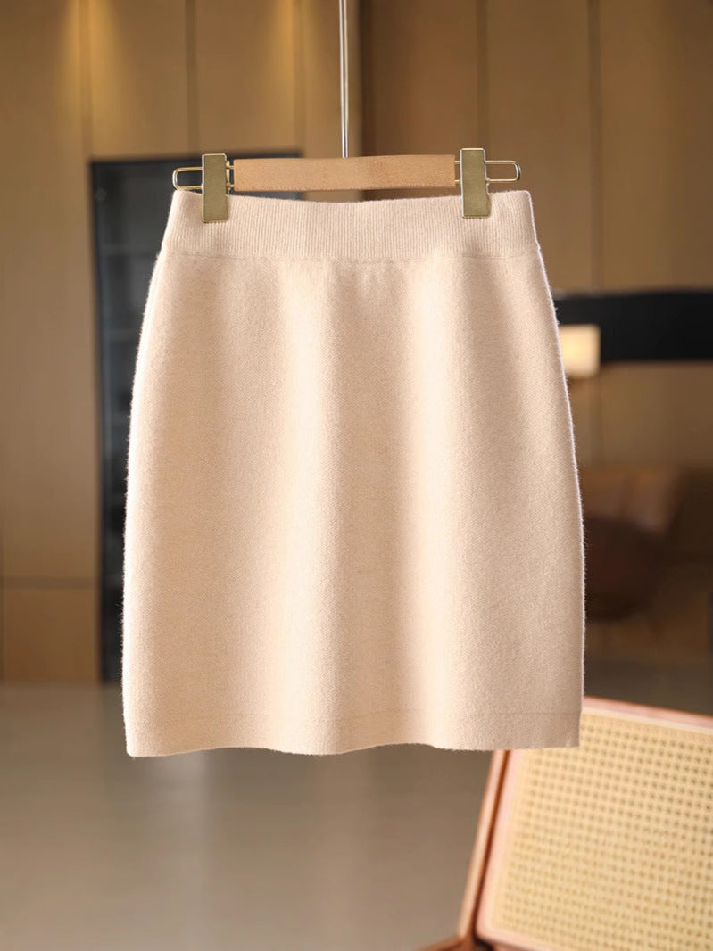 Autumn and Winter Women's Hip-Hugging Mini Skirt, Pure Wool Knitted Skirt, Elegant Outerwear Cashmere Short Skirt, Woolen Skirt