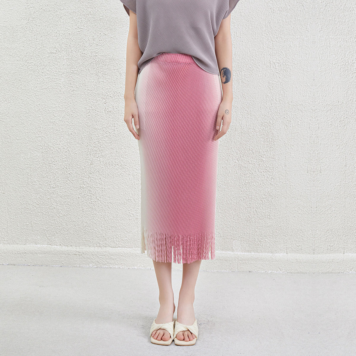 Miyake Gradient Skirt Women's Summer New Fashion Tassel All-match Pleated Printed Straight Hip Midi Skirt