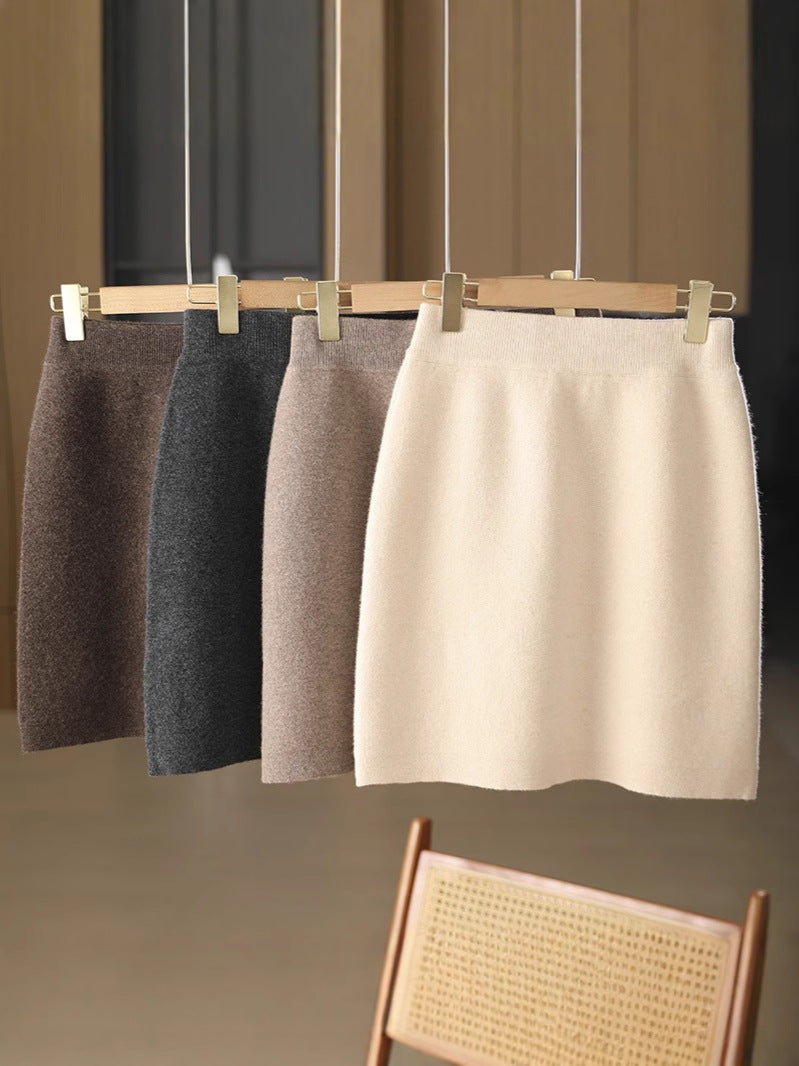 Autumn and Winter Women's Hip-Hugging Mini Skirt, Pure Wool Knitted Skirt, Elegant Outerwear Cashmere Short Skirt, Woolen Skirt