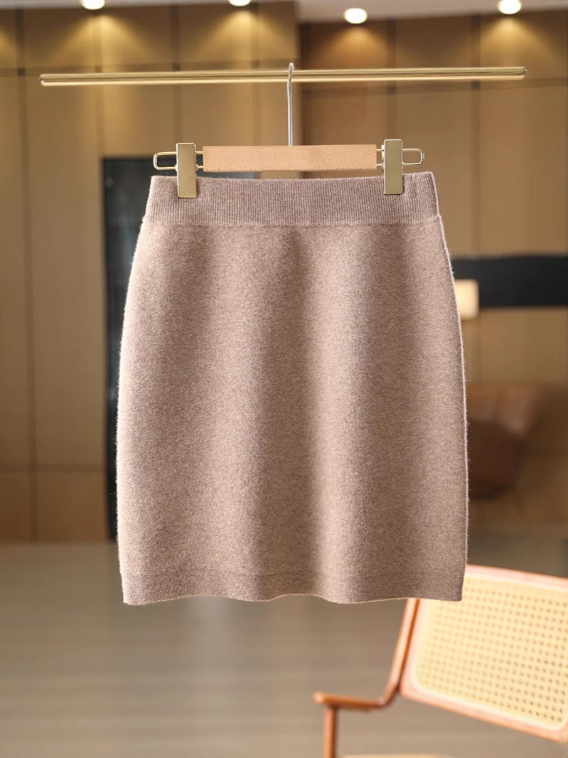 Autumn and Winter Women's Hip-Hugging Mini Skirt, Pure Wool Knitted Skirt, Elegant Outerwear Cashmere Short Skirt, Woolen Skirt